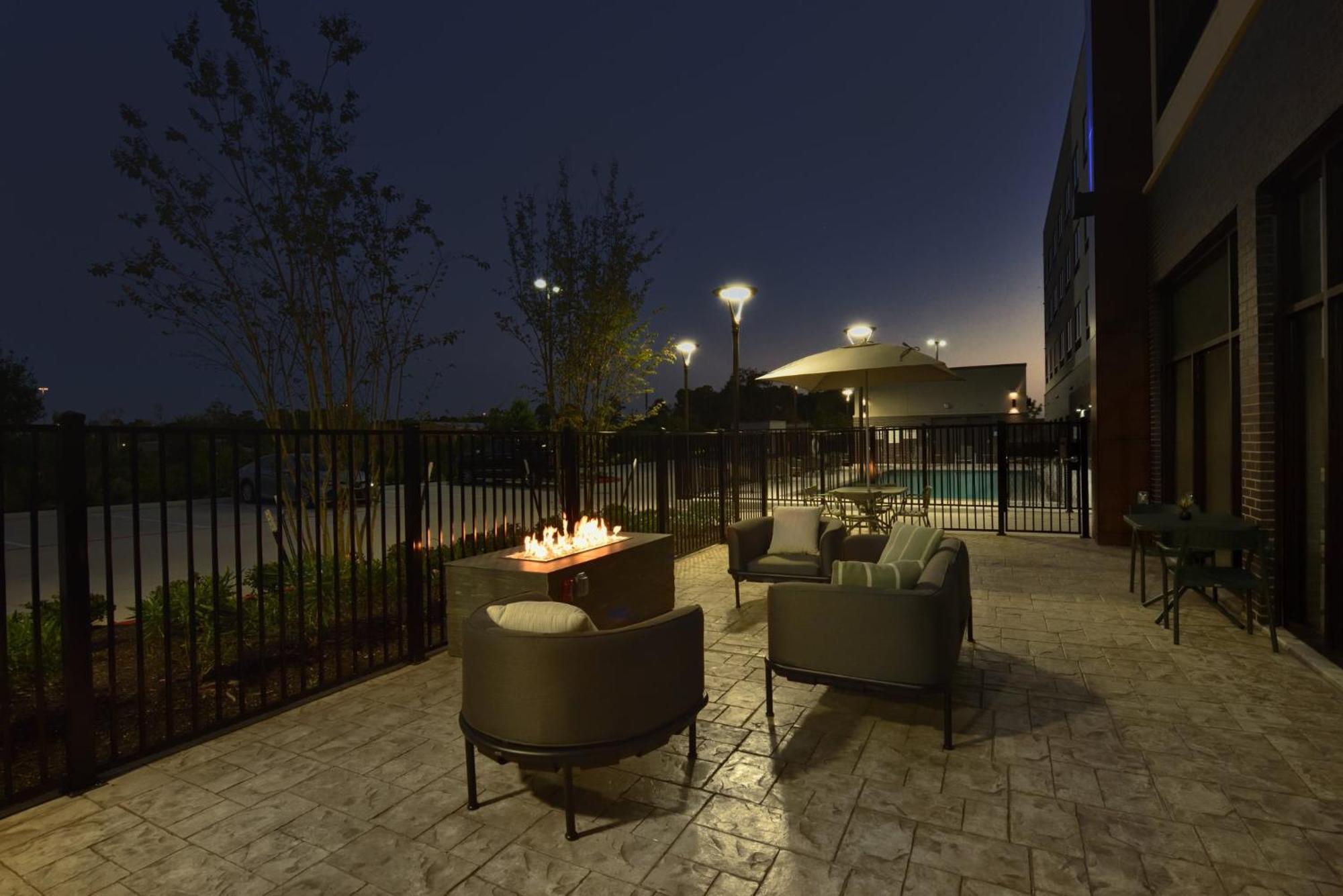 Holiday Inn Express & Suites Spring - Woodlands Area By Ihg Kültér fotó