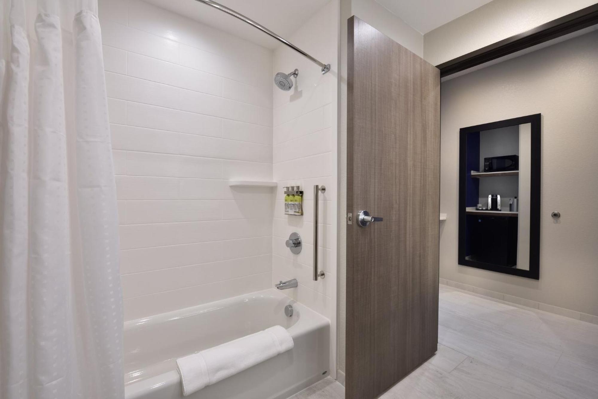Holiday Inn Express & Suites Spring - Woodlands Area By Ihg Kültér fotó